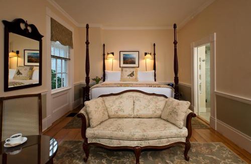 Yarmouth Port Hotel | The Inn at Cape Cod