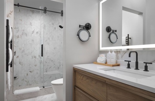 Dayton Hotel | The Inn at Dayton