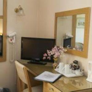 Chinnor Hotel | The Inn at Emmington