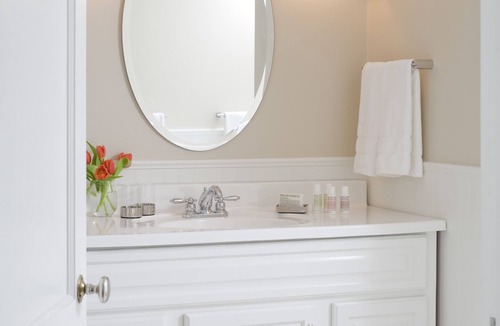 Kennebunk Bed & Breakfast | The Inn at English Meadows