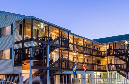 Fairfield House | The Inn at Fairfield Beach