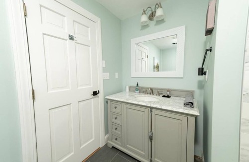 Sherborn Hotel | The Inn at Fireside Tavern Sherborn