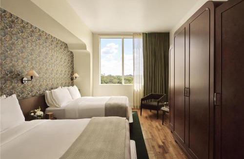 Bouldin Hotel | The Inn at Green Pastures