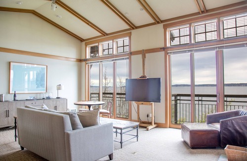 Langley Bed & Breakfast | The Inn at Langley