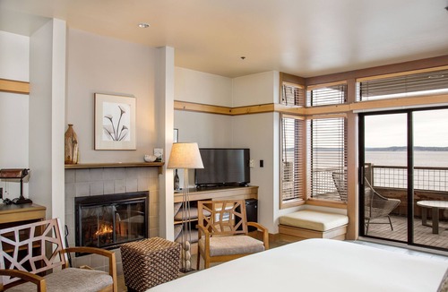 Langley Bed & Breakfast | The Inn at Langley