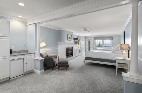 Lincolnville Bed & Breakfast | The Inn at Ocean's Edge