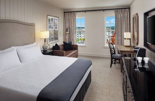 Clemson Hotel | The Inn at Patrick Square