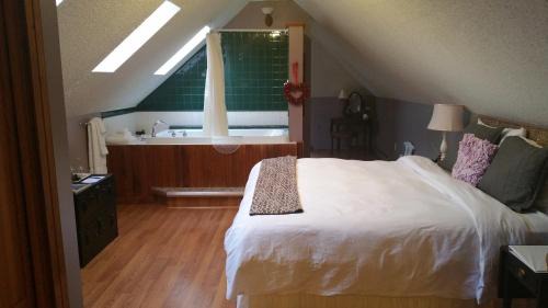 Chambersburg Bed & Breakfast | The Inn at Ragged Edge
