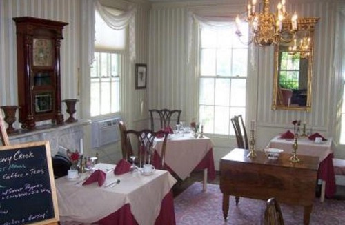 Warwick Hotel | The Inn at Stony Creek