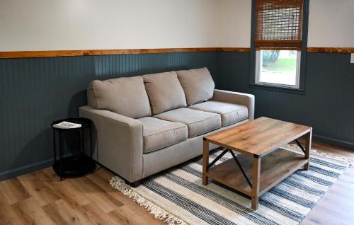 Skaneateles Hotel | The Inn at the Gate