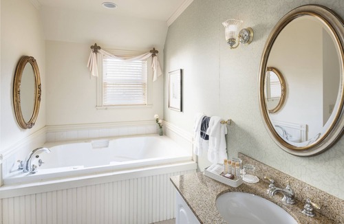 Jackson Hotel | The Inn at Thorn Hill & Spa