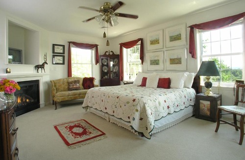 Hummelstown Bed & Breakfast | The Inn at Westwynd Farm
