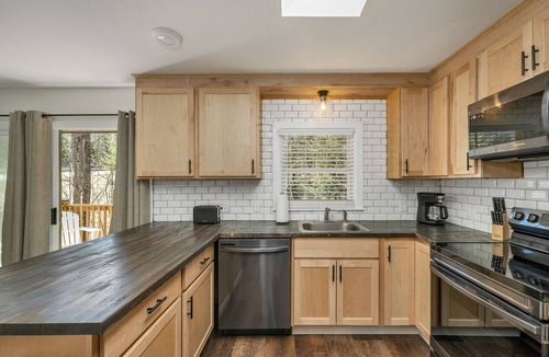 Bartlett Hotel | The Inn & More