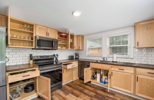 Bartlett Hotel | The Inn & More