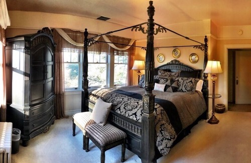 Sonora Hotel | The Inn on Knowles Hill