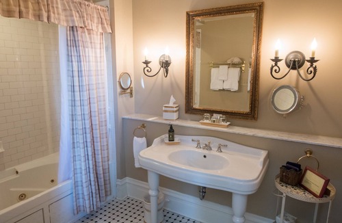 Shadyside Hotel | The Inn on Negley