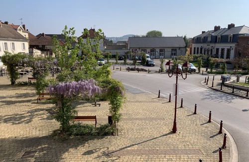 Pierry Apartment | THE INSOLITE