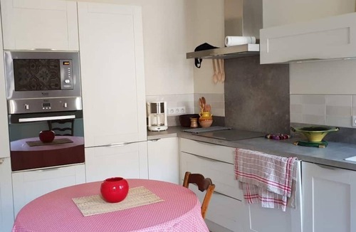 Caderousse House | THE INTIMIST