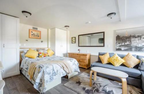 Hood River Hotel | The Irish Inn