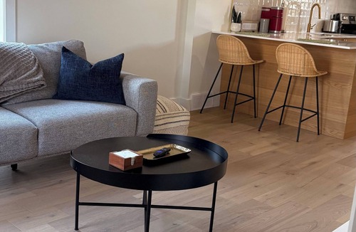 Kitchener House | The Iron Bridge on Victoria Park - 1 Bed | 1 Bath