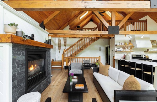 Athens House | The Iron Ore Cabin: Lakefront Adventure