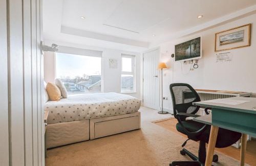 Ham Apartment | The Isabella Studio by Richmond Park
