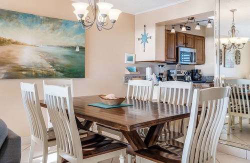 Holiday Isle Condo | The Islander 715 | Stunning Panoramic Gulf & Harbor Views | Newly Updated