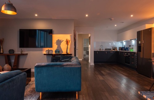 Southampton Apartment | The Itchen River Penthouse - River View