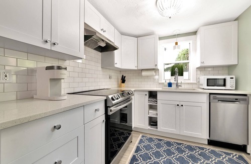 South Sarasota House | The Ivanhoe Hideaway