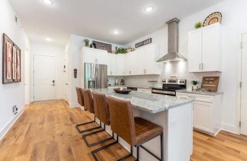 Inglewood House | The Jack Daniels Suite by Stay Local Nashville