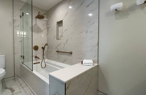 Glen Ellen Hotel | The Jack London Lodge