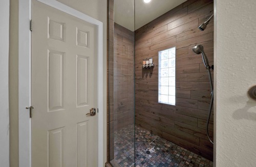 O'Brien Bed & Breakfast | The Jack Rabbit- A Room With a Forest View!