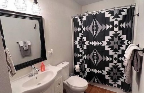 Eminence House | The Jacks Fork Town House in Eminence
