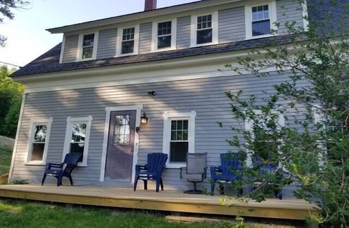 Jackson House | The Jackson House, Fireplaces, Pub, Hot Tub, Games