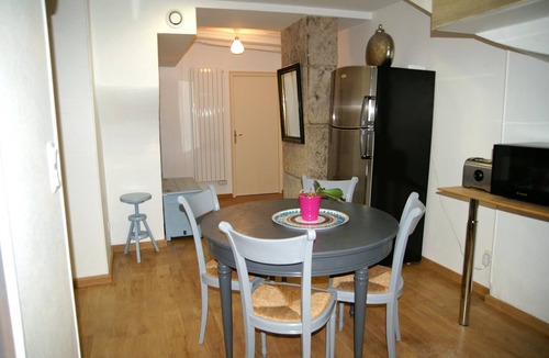 Old Town Apartment | The Jacquemart, charming loft apartment!