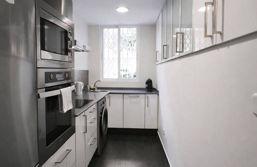 Les Tendetes Apartment | The Jardines del Turia apartment by Florit Flats