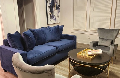 Pettaway Apartment | The Jasmine On Main