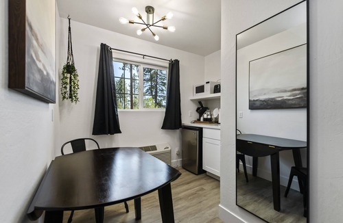 Lakeside Park Hotel | The Jeffrey Hotel