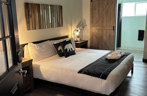 Lakeside Park Hotel | The Jeffrey Hotel
