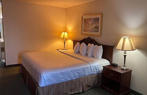 Osceola Hotel | The Jeffreys Hotel Extended Stay