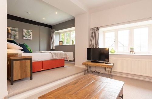 Middleton Stoney Hotel | the Jersey Arms Hotel