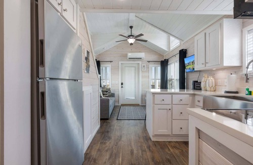 Fredericksburg House | The Jewel Box