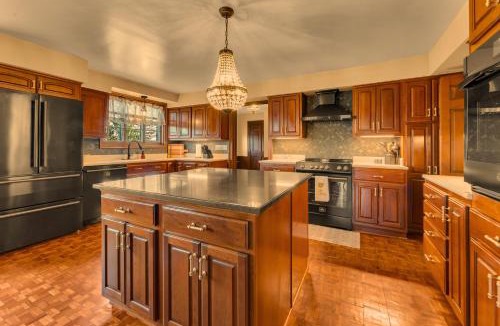 Canfield Villa | The John Collins House