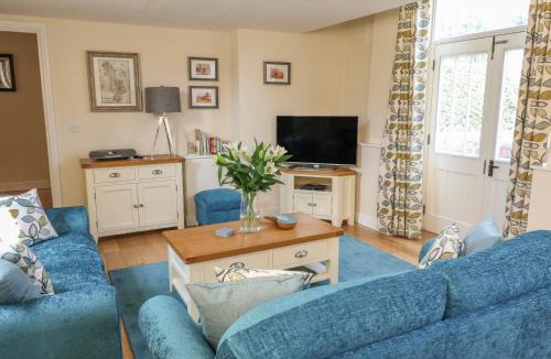 Ticknall House | The Joiners Shop