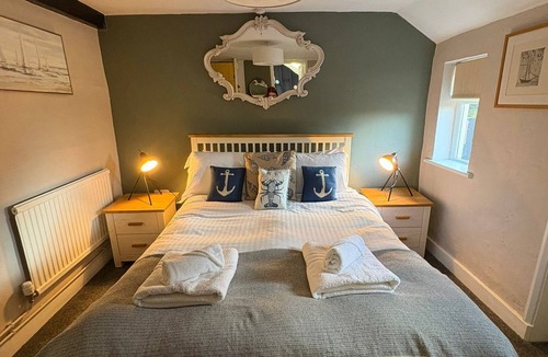 Orford Bed & Breakfast | The Jolly Sailor