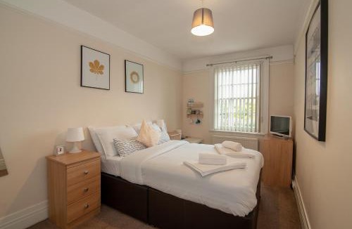 Bootle House | The Jollys