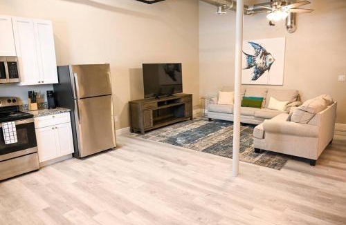 Biloxi Apartment | The Josette Room