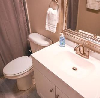 Biloxi Apartment | The Josette Room