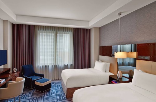 Downtown Dallas Hotel | The Joule Dallas – 2 Deluxe Double Room Perfect for Friends or Small Groups