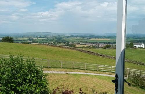 Barnoldswick House | The Journeyman Luxury Shepherds Hut